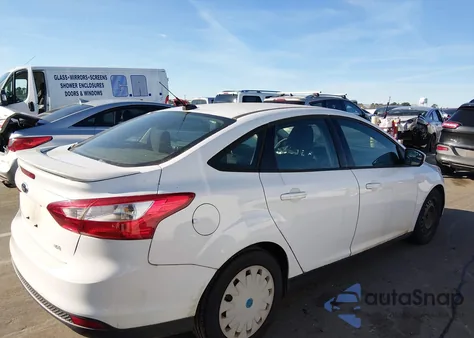 2012 Ford Focus Se из США, поврежденный, VIN 1FAHP3F24CL260211
